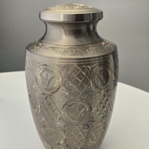 Large Urn #25009