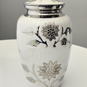 Large Urn #25003