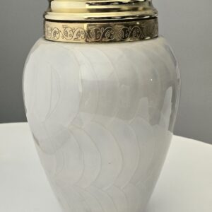 Large Urn #25012