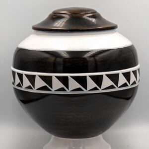 Large Urn #188171